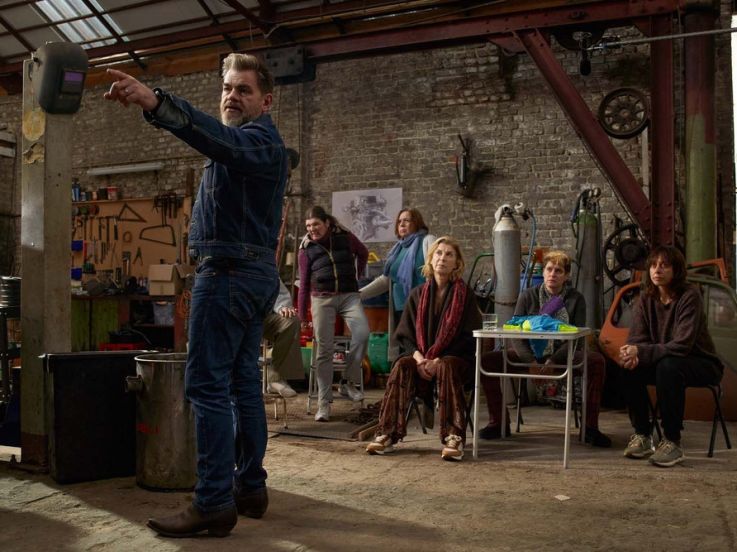 Des jours meilleurs (2025) : Michèle Laroque, Clovis Cornillac, Stéphanie Chamot, Valérie Bonneton