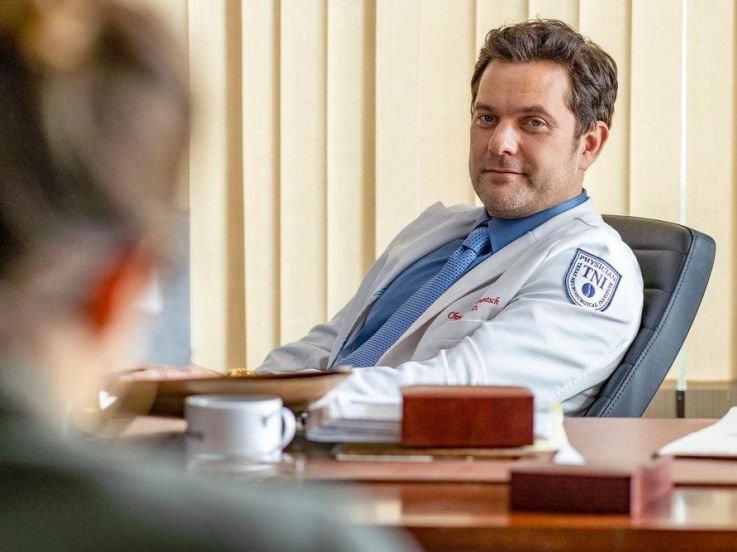 Dr Death : Joshua Jackson incarne un chirurgien au cœur d’un scandale