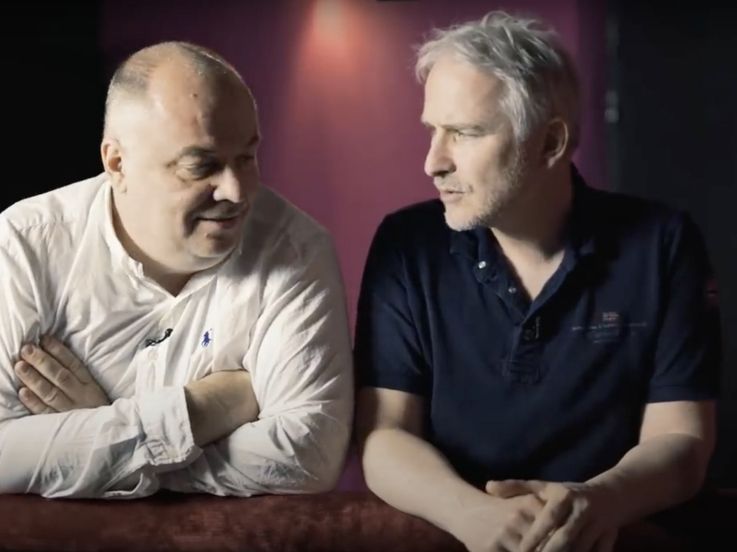 Perceval et Kadoc de Kaamelott dans une émission de cuisine sur la toile