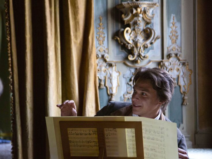 "Il Boemo": Vojtěch Dyk brille dans le nouveau film de Petr Václav avec Elena Radonicich et Barbara Ronchi.