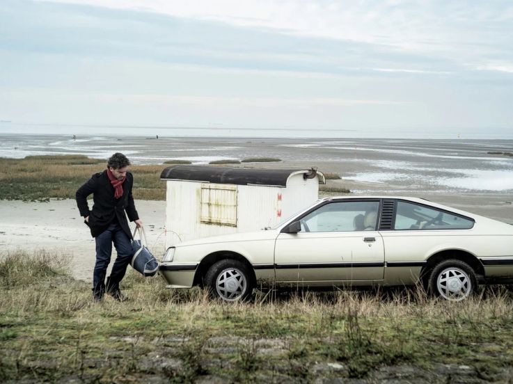 N°10 : Nouveau thriller du réalisateur Alex van Warmerdam avec Tom Dewispelaere et Pierre Bokma
