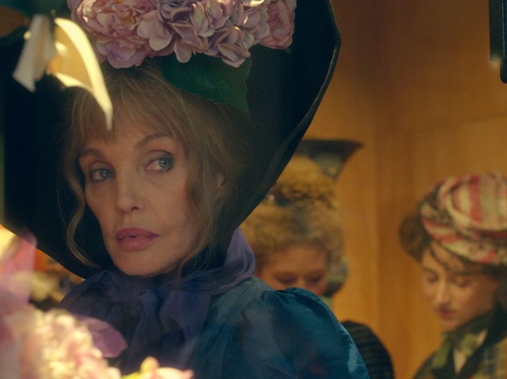 "Les secrets de la princesse de Cadignan" : Un film captivant avec Arielle Dombasle et Julie Depardieu