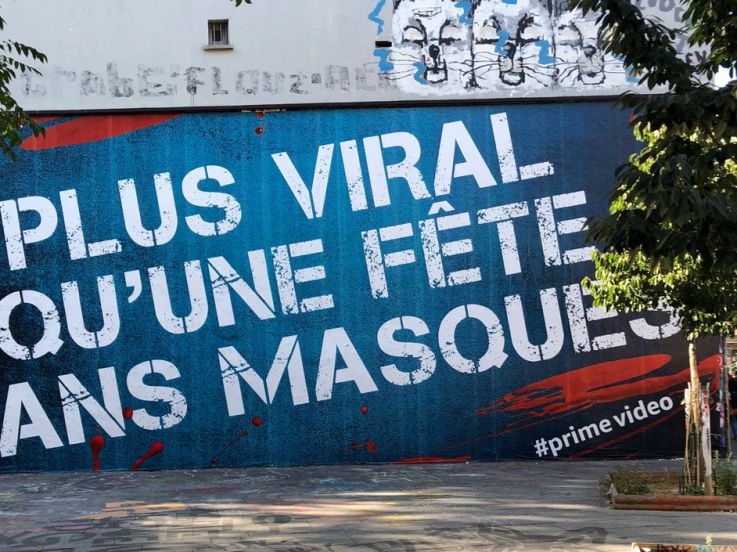La Ville de Paris inflige une amende à Amazon Prime pour une publicité sauvage 
