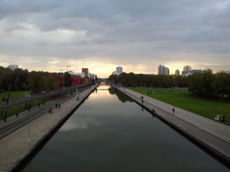 Paris : Une piste éphémère installée entre le canal de l'Ourcq et La Villette 