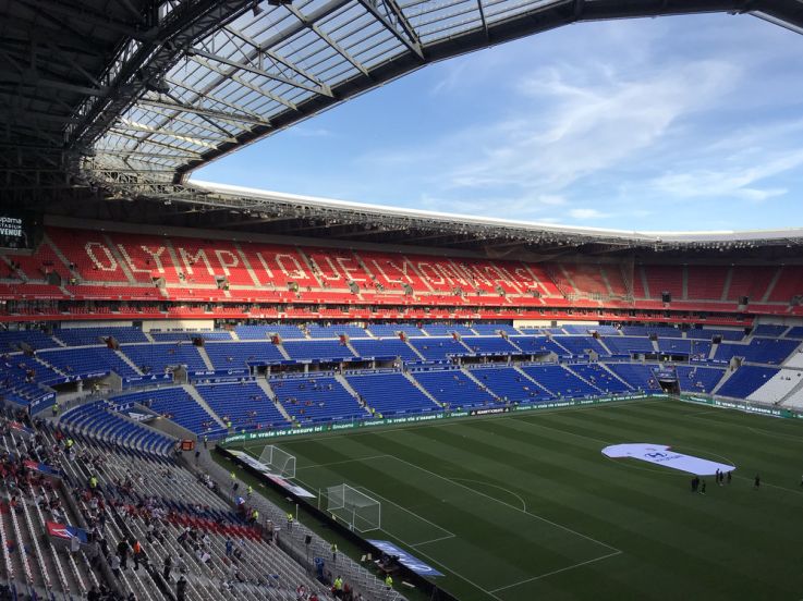 Retour du public dans les stades : l'Olympique Lyonnais propose d'organiser des matchs-tests 