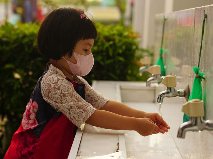 Covid : chez les enfants, les contaminations explosent en Île-de-France