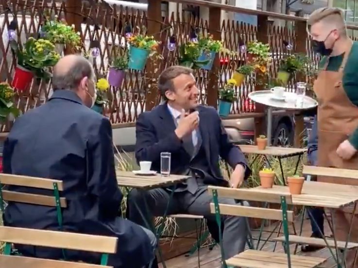 Réouverture des terrasses : Emmanuel Macron, Jean Castex et le gouvernement s'affichent en extérieur