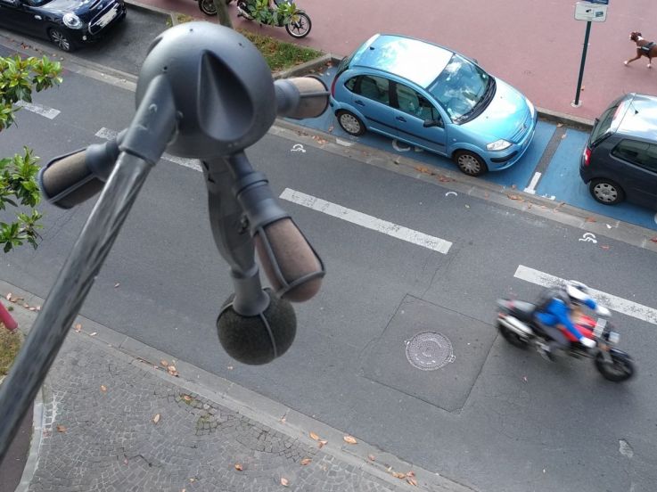 Paris : deux radars test installés pour verbaliser les véhicules trop bruyants