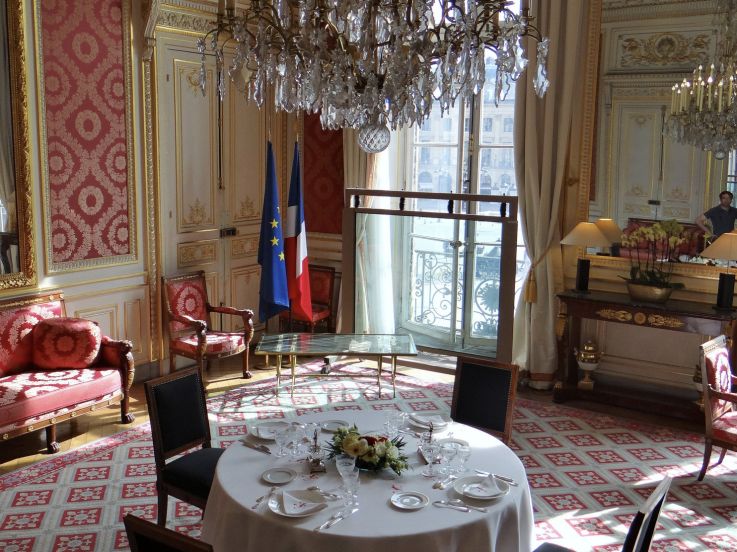 Comment visiter l'hôtel de Bourvallais, siège du Ministère de la Justice à Paris ?