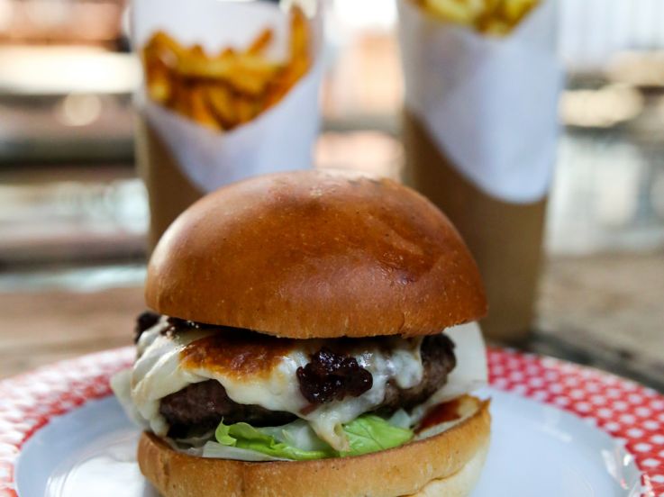 Un nouveau pop up burger et un Crudo Bar à La Felicita