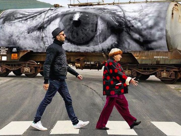 Projection de 'Visages Villages' d’Agnès Varda et JR dans les jardins du Château d'Auvers