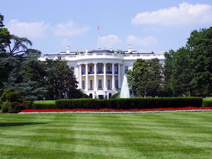 Coronavirus: Donald Trump gèle les subventions américaines de l’OMS