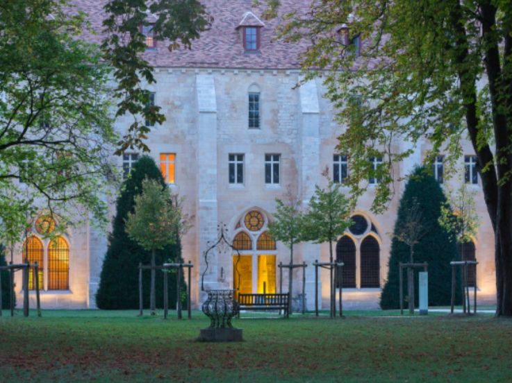 Détente et culture à l'Abbaye de Royaumont durant le mois d'aout 2020