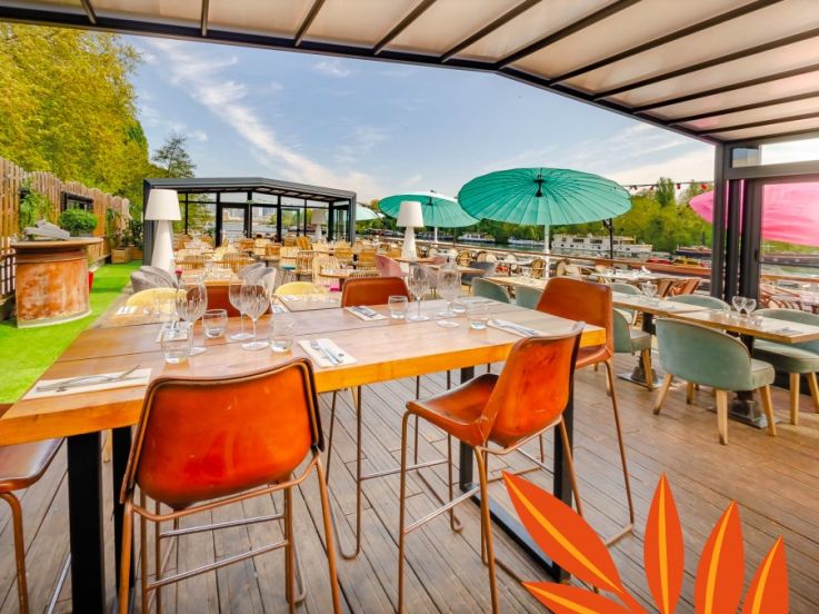 L'Aqua Restaurant installe sa terrasse italienne sur l'eau