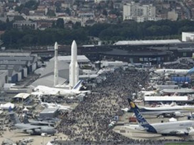 J-100 avant le Salon aéronautique du Bourget !