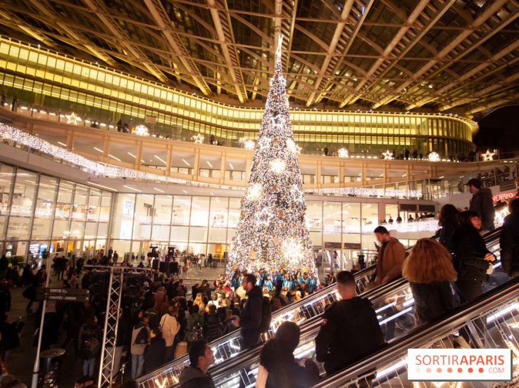 Illuminations de Noël 2018 au Forum des Halles avec Bérangère Krief