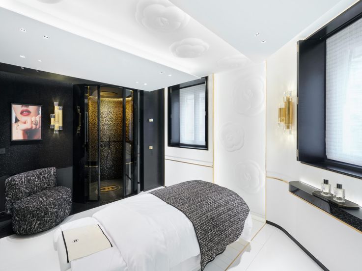 CHANEL ouvre une boutique-institut dans le 16e : la beauté s’offre une maison de maître