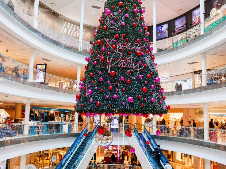 Noël 2024 au sommet : Beaugrenelle Paris se mue en station de ski festive avec Méribel 