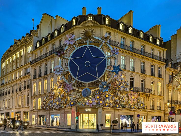 Les illuminations de Noël 2025 de la Maison Dior au 30 Montaigne dès ce week-end à Paris - le thème