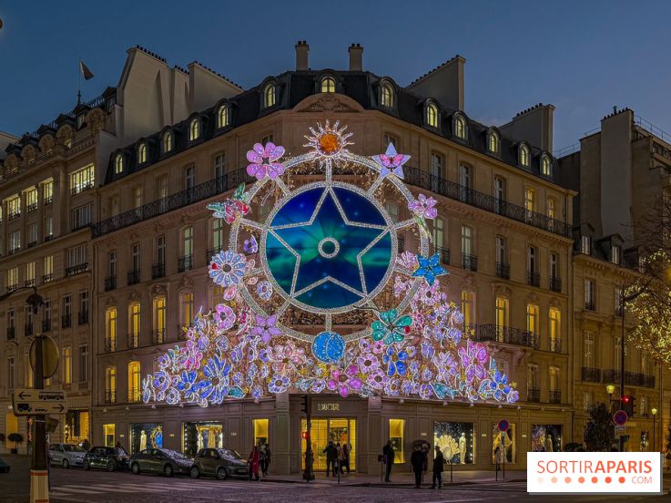 Les illuminations de Noël 2025 de la Maison Dior au 30 Montaigne dès ce week-end à Paris - le thème