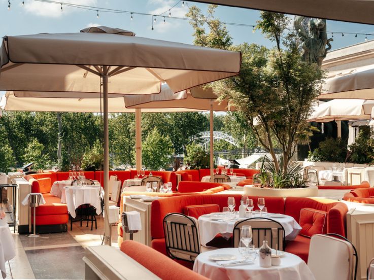 Corail : le nouveau restaurant-terrasse éphémère XXL au pied du Musée d'Art Moderne de Paris