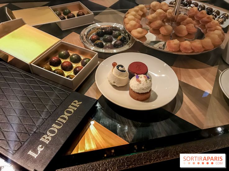 Le Boudoir, le comptoir à pâtisserie du Crillon