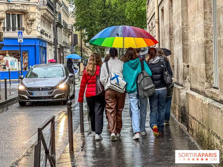 visuel Paris visuel  - pluie - parapluie