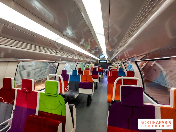 visuel Paris - Transport - RER intérieur - RER E