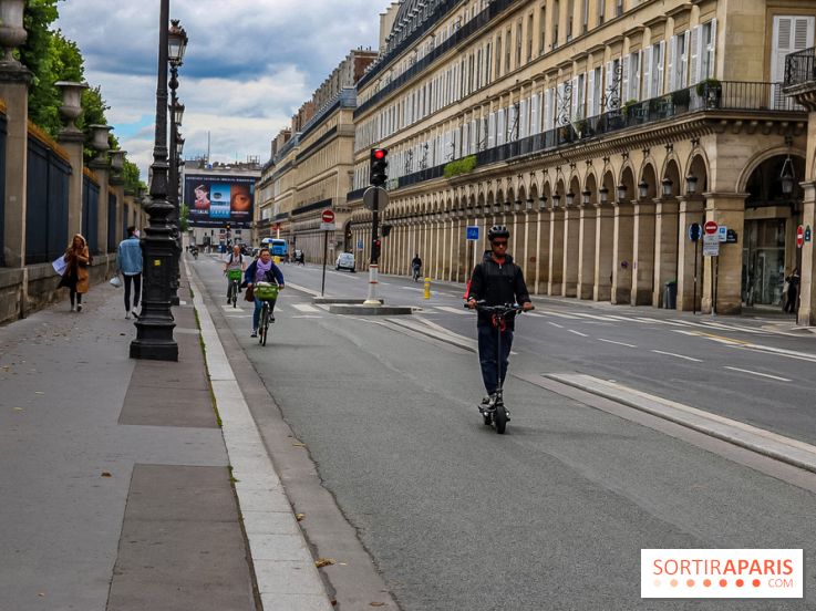 Visuel Paris rue de Rivoli trotinette