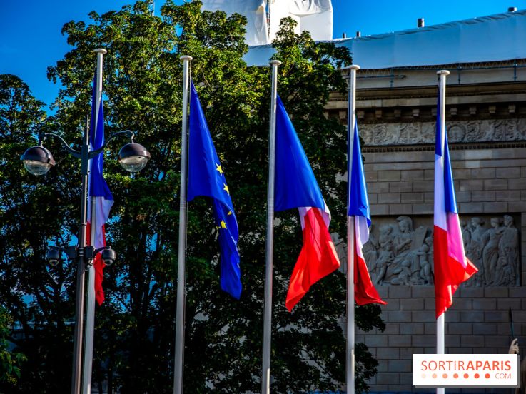 Visuel Paris drapeaux