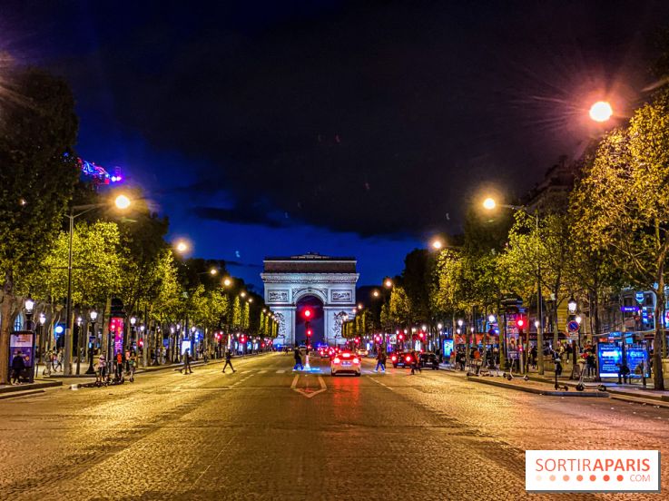 Visuel Paris Arc de Triomphe Champs Elysées nuit