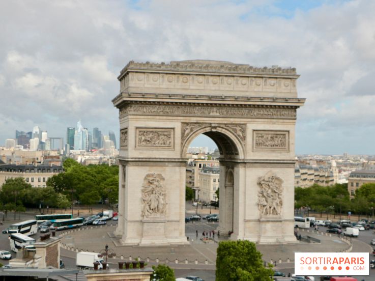 Visuel Paris nuages arc de triomphe