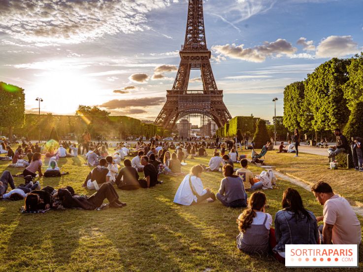 Visuel Paris Champs de Mars Tour Eiffel