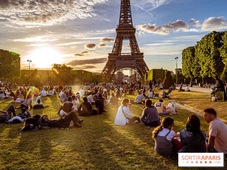 Visuel Paris Champs de Mars Tour Eiffel