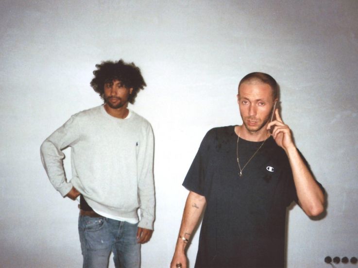 Dehors Brut Indoor invite &ME, Adam Port avec Haïku