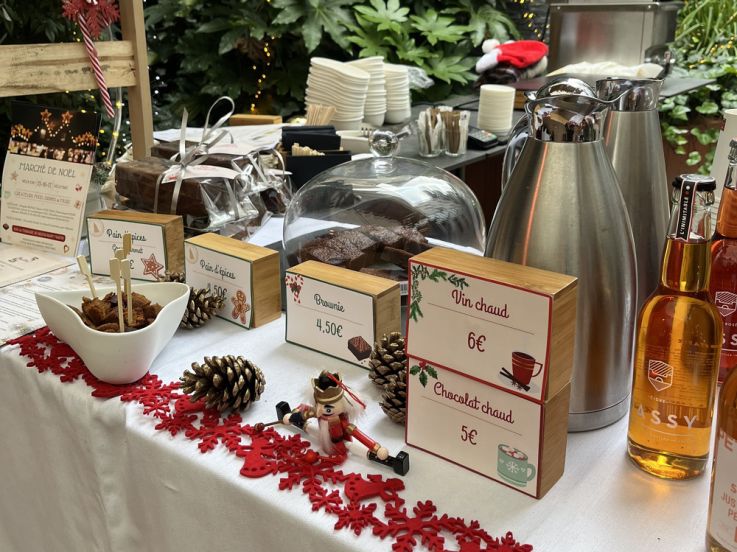 Marché de Noël 2023 de l'hôtel Renaissance République : créateurs, gourmandises, ateliers & concerts