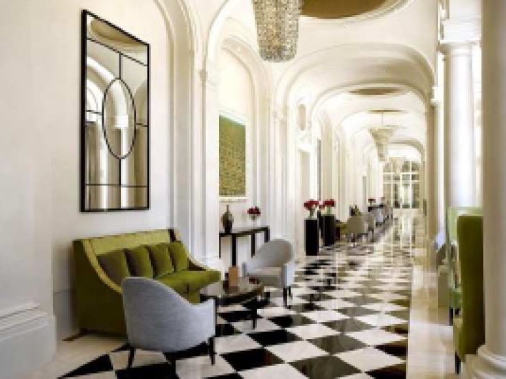 Trianon Palace Versailles