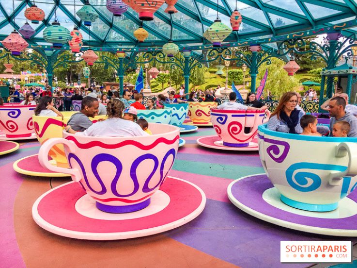 Visuels Disneyland Paris Mad Hatter's Tea Cups