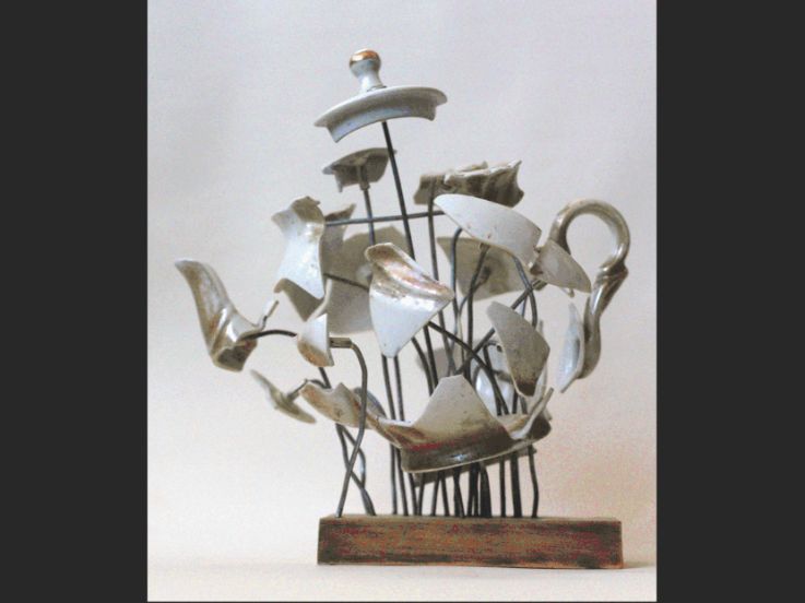 Milles-Pattes  Porcelaine, métal