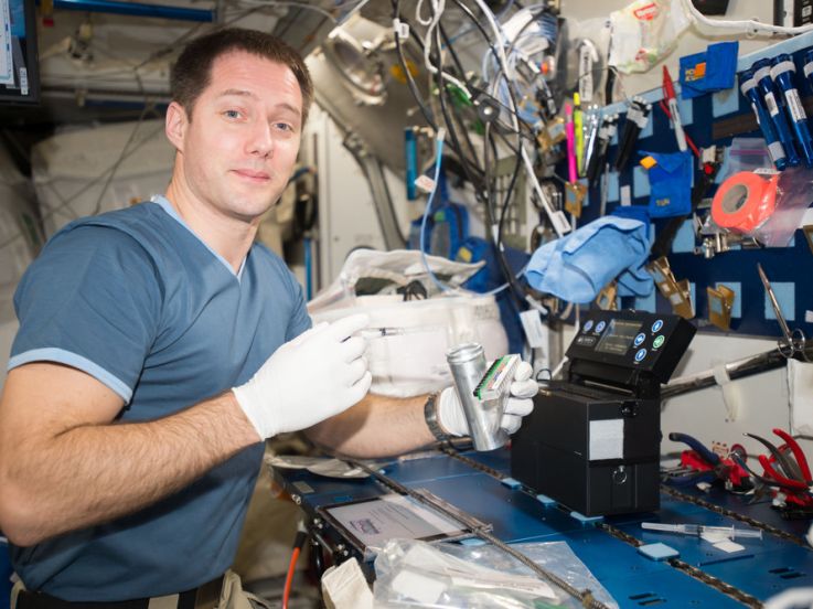 Espace : que fait Thomas Pesquet dans la Station spatiale internationale ?