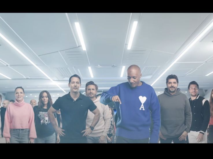 Les Enfoirés 2022 : découvrez le clip de "Il y aura toujours un rendez-vous"