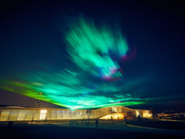 Boréalis : admirez des aurores boréales exceptionnelle sur le parvis de Notre-Dame de Paris