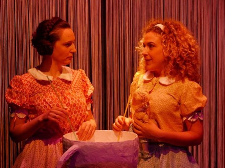 Les Petites Filles Modèles au Théâtre Lucernaire