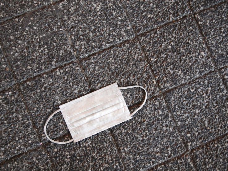 Un député propose une amende pour punir les jets de masques dans la rue