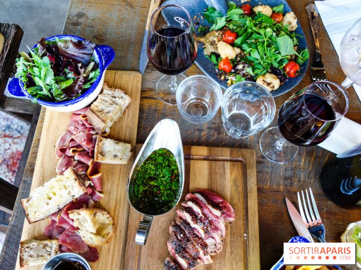 Le « Dîner avec les poules », nos photos