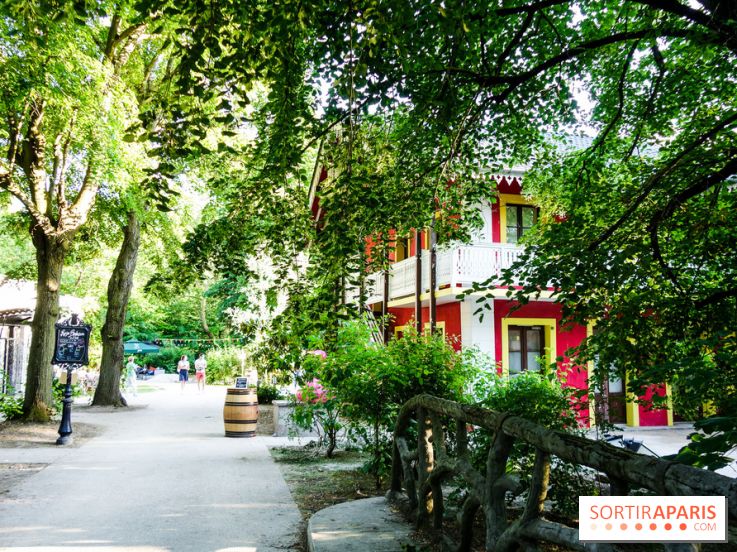 Rosa à l'Est - Porte Jaune, nos photos