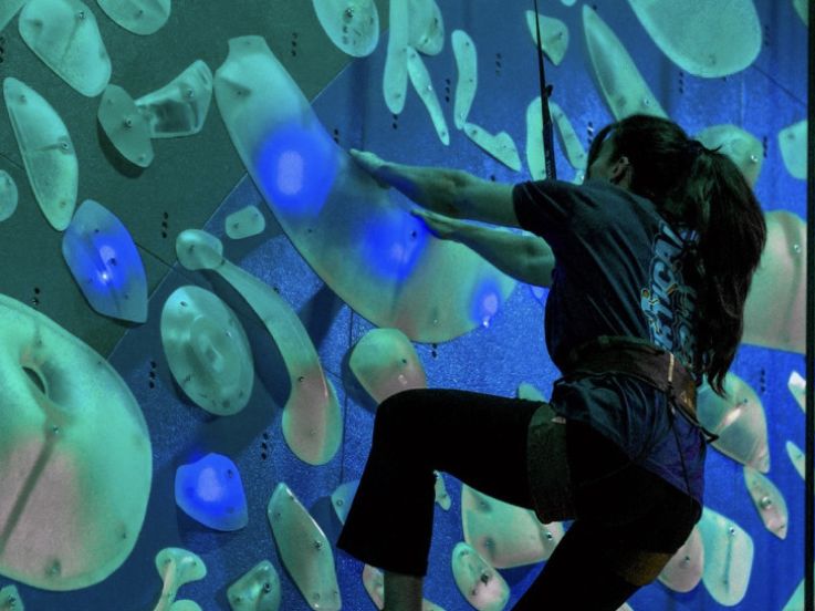 Vertical World : salle d'escalade à Montparnasse