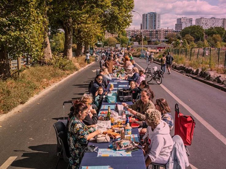 La plus grande table du monde de Saint-Ouen à Saint-Denis 2022
