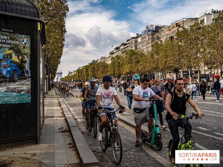 Champs Elysées piéton et Arc de Triomphe empaqueté