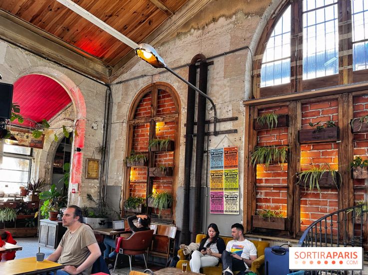 Balade sur la Petite Ceinture du 18e : le Hasard Ludique et la Recyclerie, les incontournables